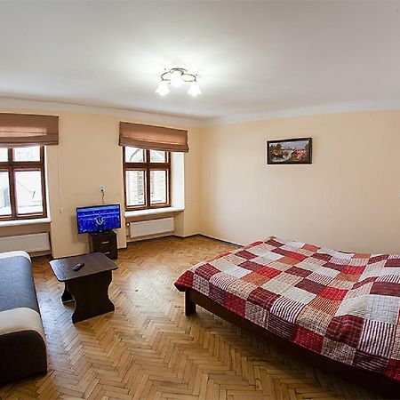 Квартира В Центрі На Вулиці Вірменській 12 Є Дві Спальні Двуспальні Ліжка Lemberg Exterior foto